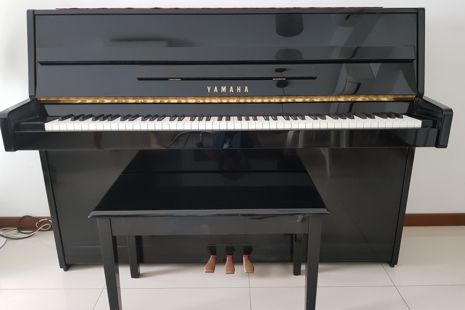 Piano LU-90 PE Yamaha